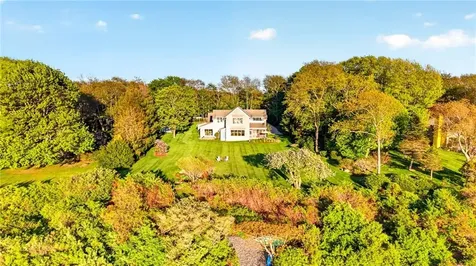 59 High Hill Road Tiverton RI 02878