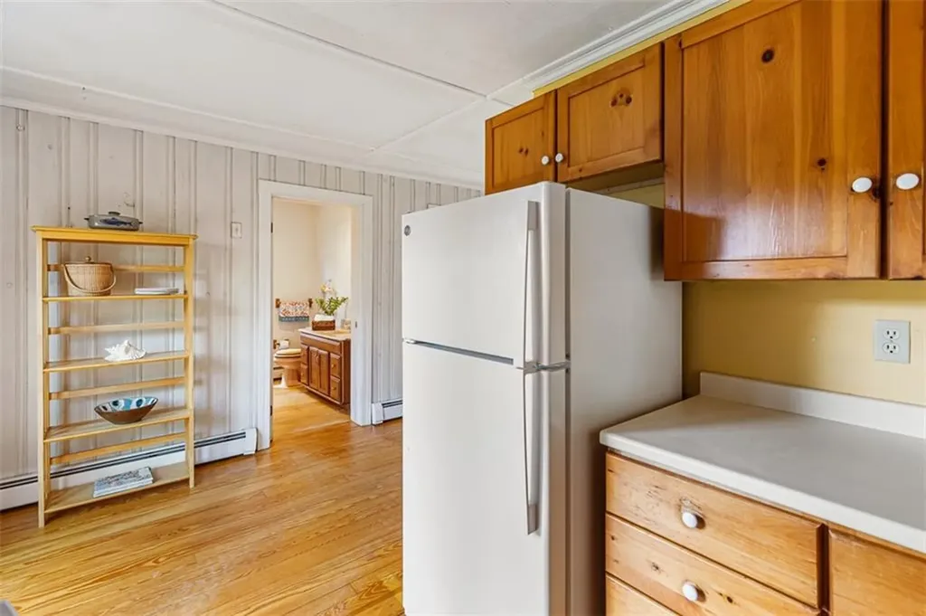 28 Byway Road Barrington RI 02806