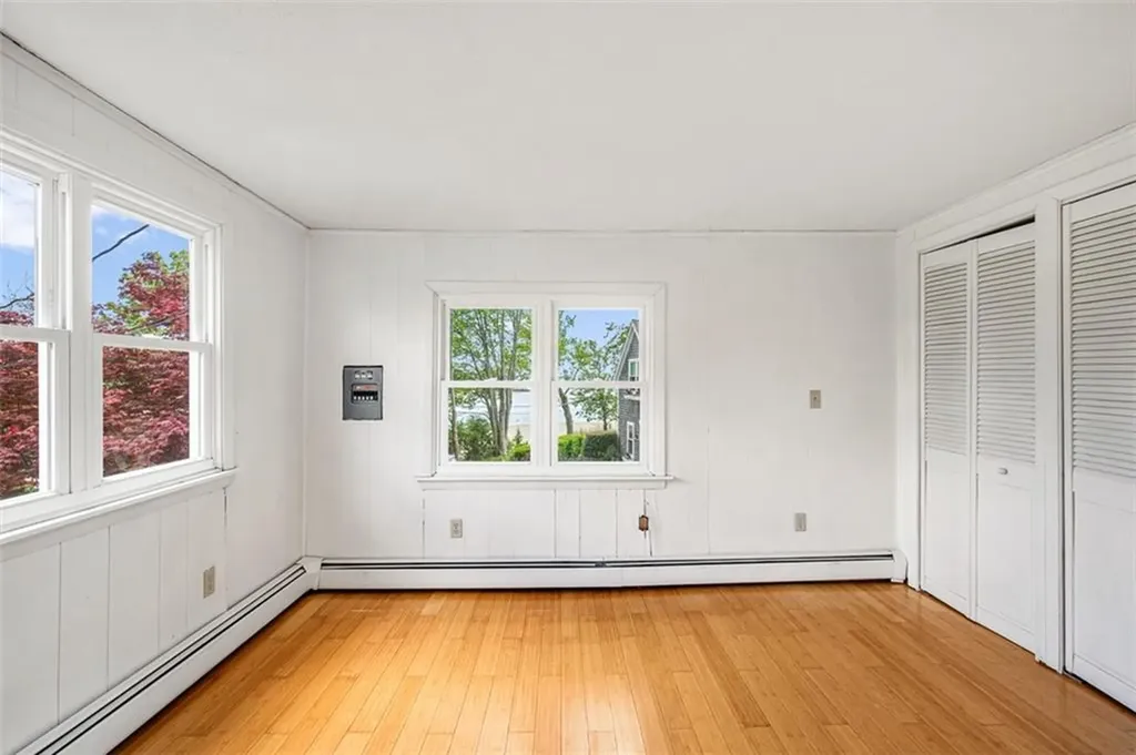 28 Byway Road Barrington RI 02806