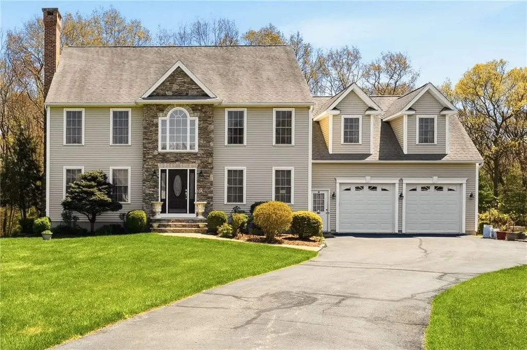 144 Burnside Avenue Seekonk MA 02771