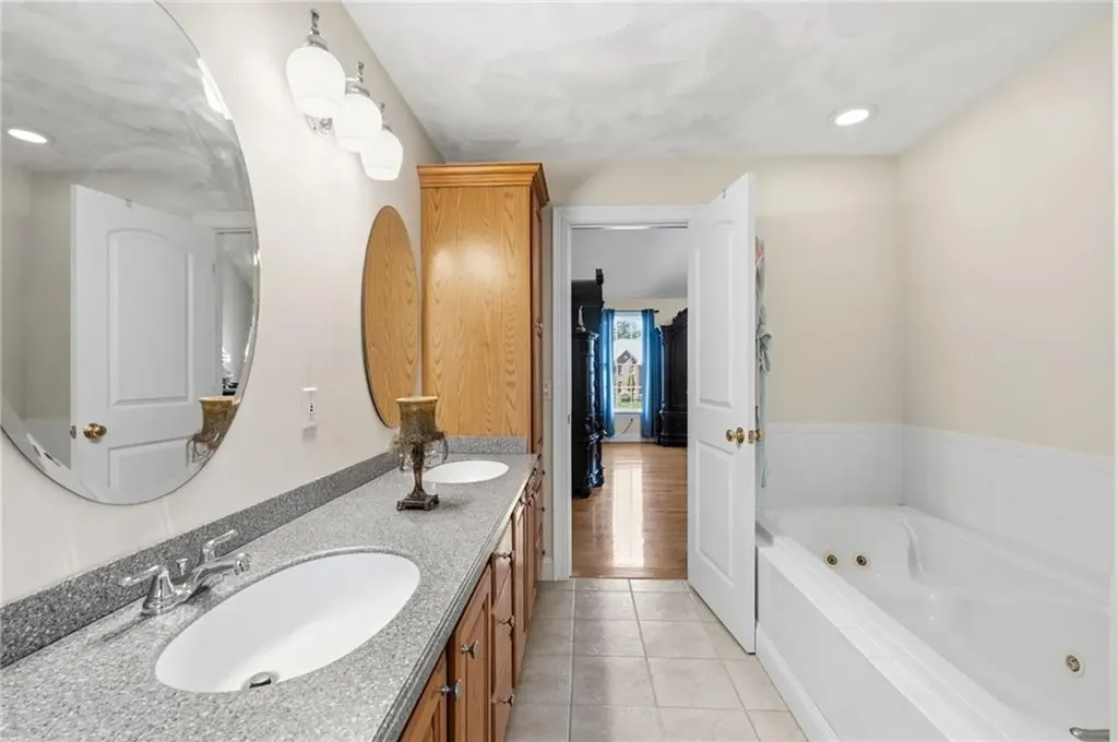 144 Burnside Avenue Seekonk MA 02771
