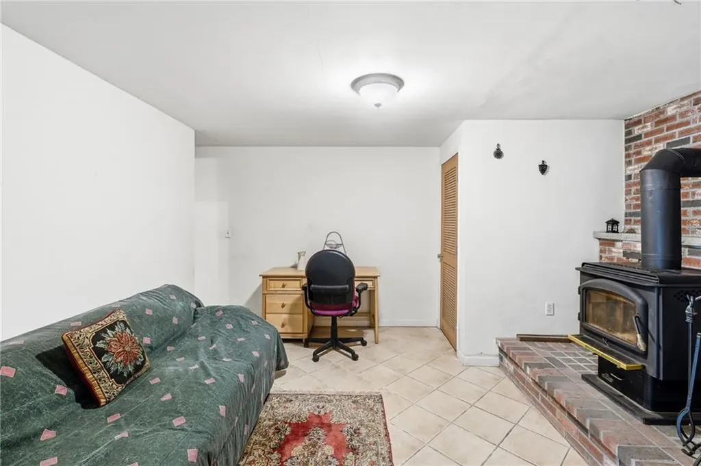 144 Burnside Avenue Seekonk MA 02771