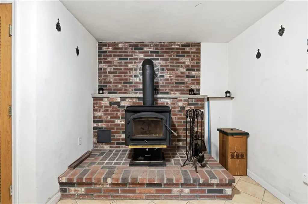 144 Burnside Avenue Seekonk MA 02771