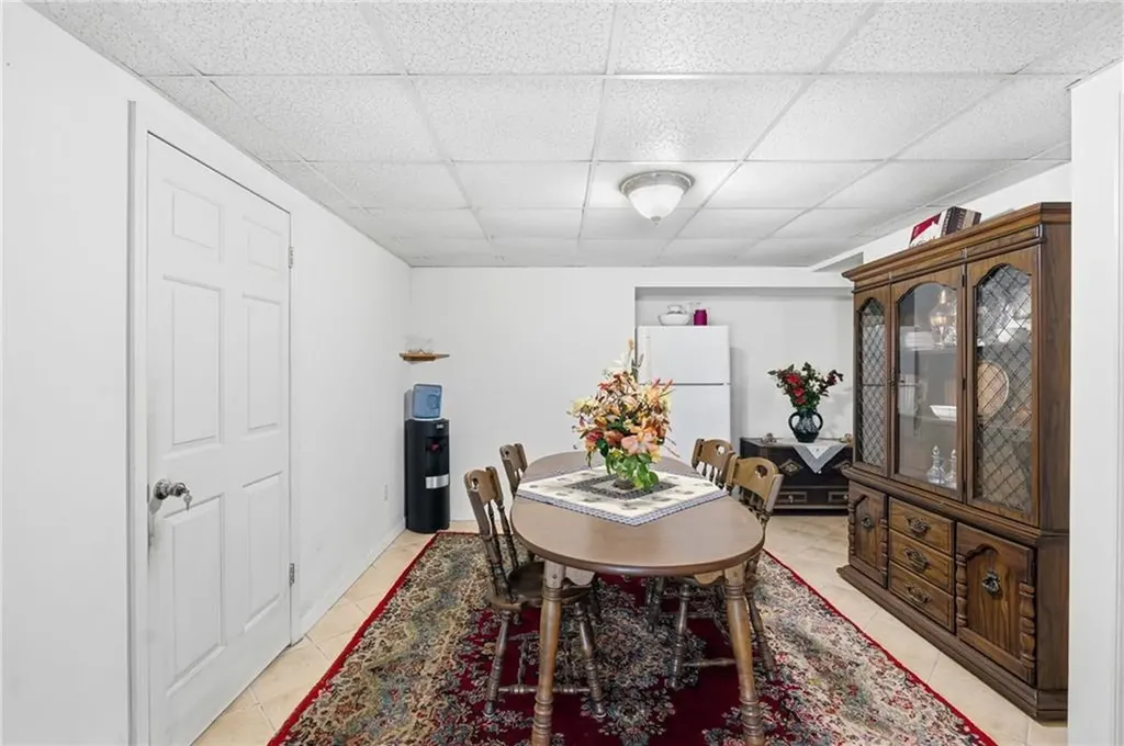 144 Burnside Avenue Seekonk MA 02771