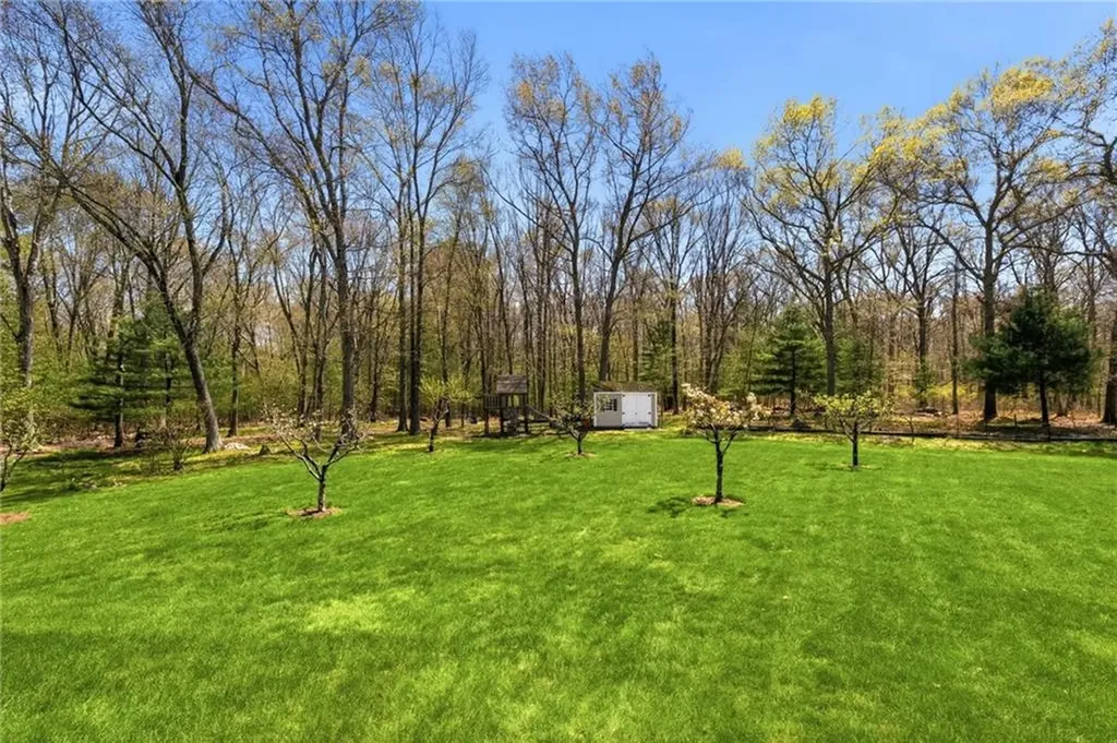 144 Burnside Avenue Seekonk MA 02771