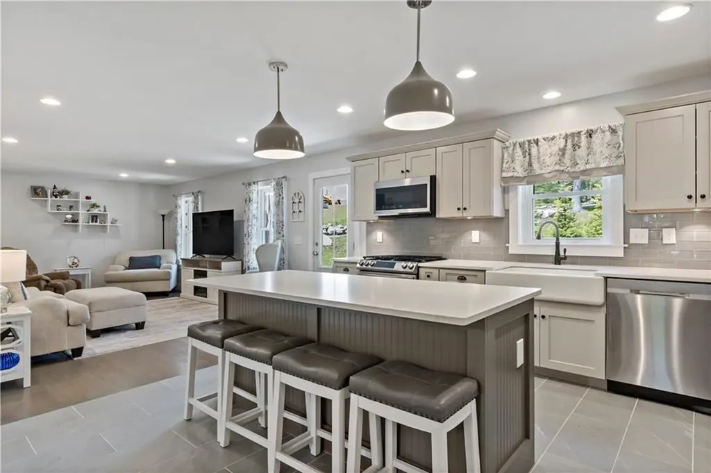 1619 A Ministerial Road South Kingstown RI 02879
