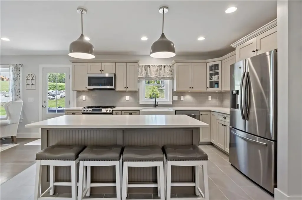 1619 A Ministerial Road South Kingstown RI 02879