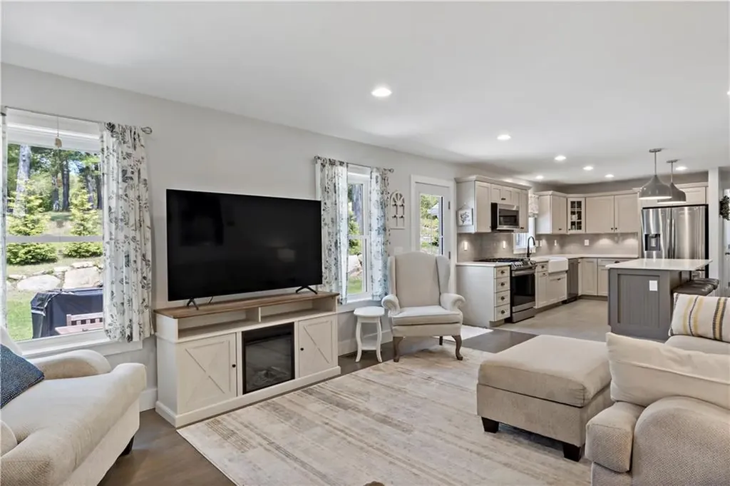 1619 A Ministerial Road South Kingstown RI 02879