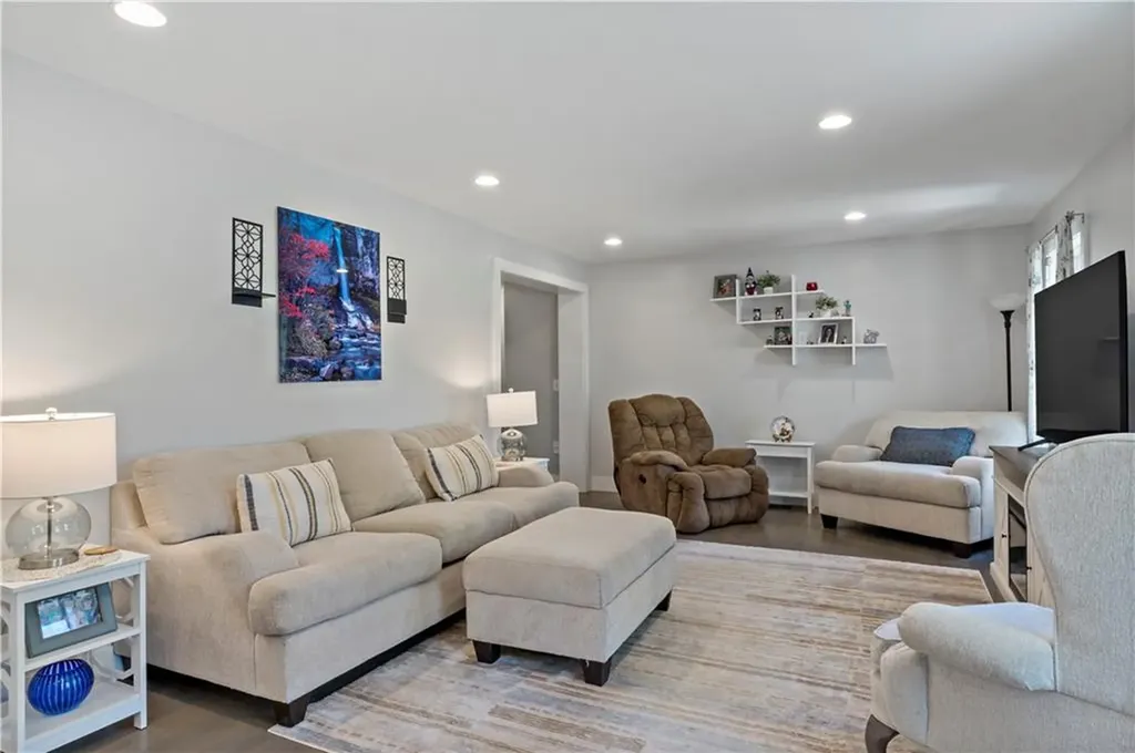 1619 A Ministerial Road South Kingstown RI 02879