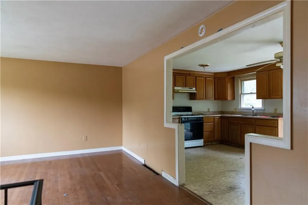 64 Perkins Avenue Cranston RI 02910