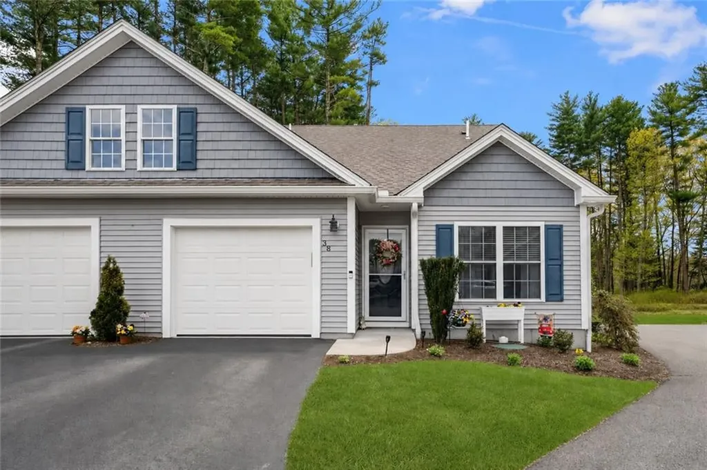 38 Rivers Edge Drive Coventry RI 02816