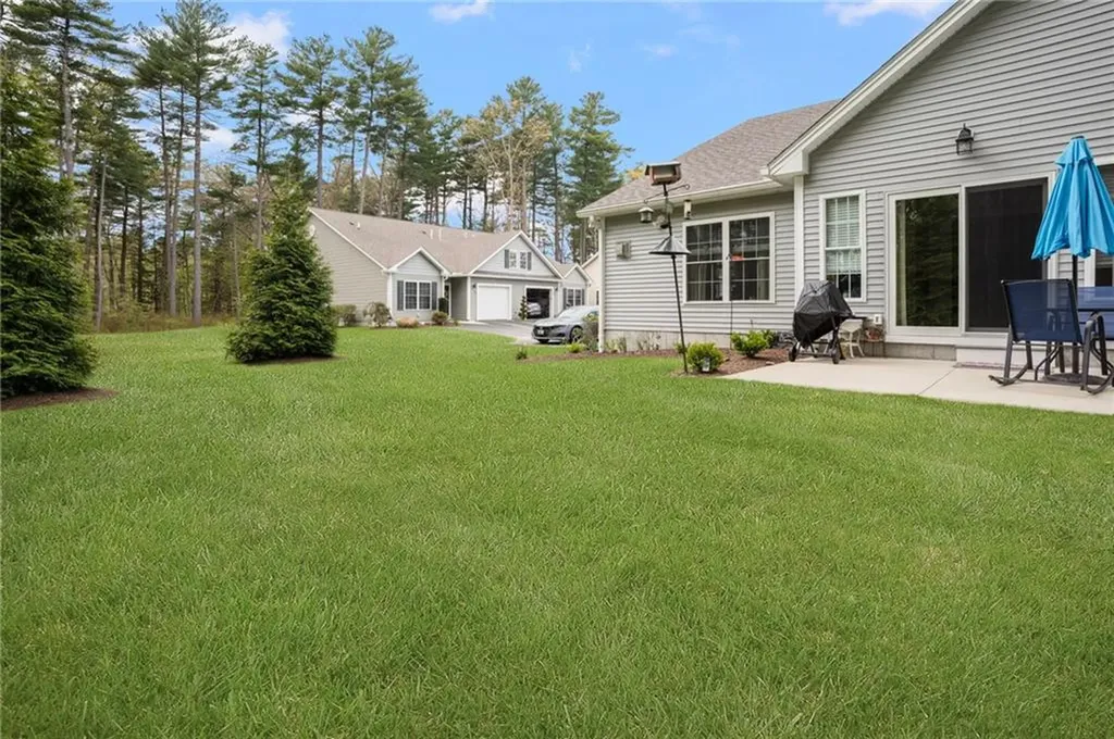 38 Rivers Edge Drive Coventry RI 02816