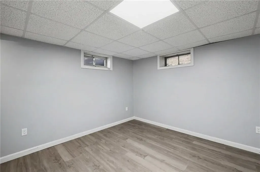 87 Easton Avenue Warwick RI 02889