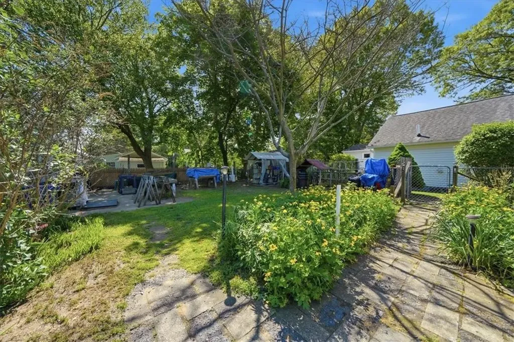 50 Lane 2 Warwick RI 02888
