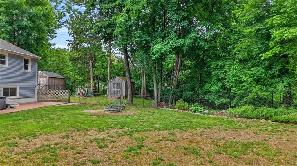 9 Friendship Lane Smithfield RI 02917