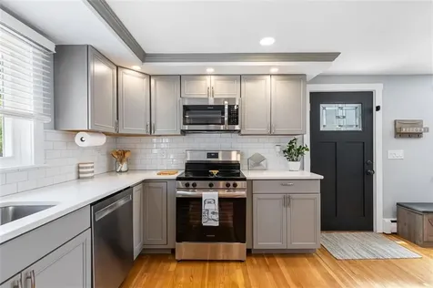 12 Highview Avenue Warren RI 02885