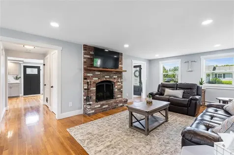 12 Highview Avenue Warren RI 02885