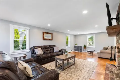 12 Highview Avenue Warren RI 02885