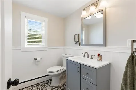 12 Highview Avenue Warren RI 02885