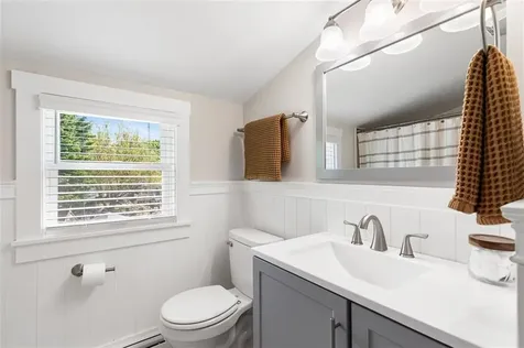 12 Highview Avenue Warren RI 02885