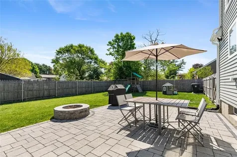 12 Highview Avenue Warren RI 02885