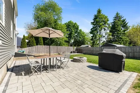 12 Highview Avenue Warren RI 02885