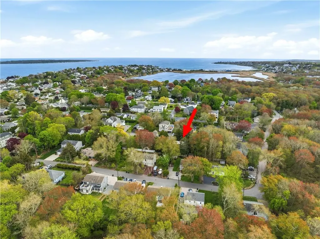 10 What Cheer Road Narragansett RI 02882