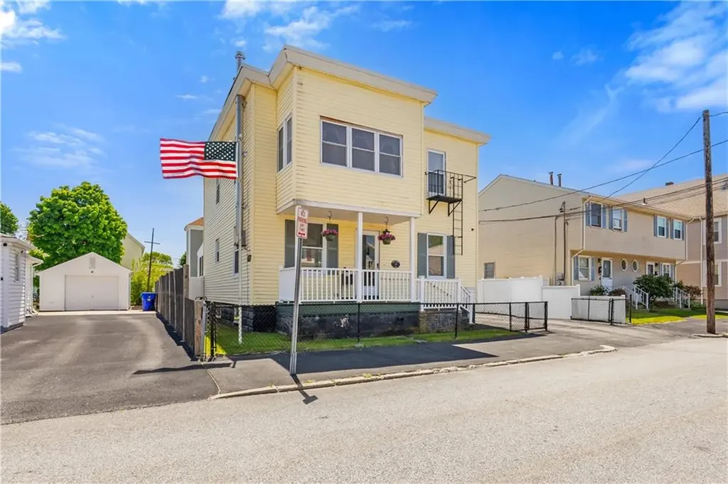 19 Charpentier Avenue Pawtucket RI 02861