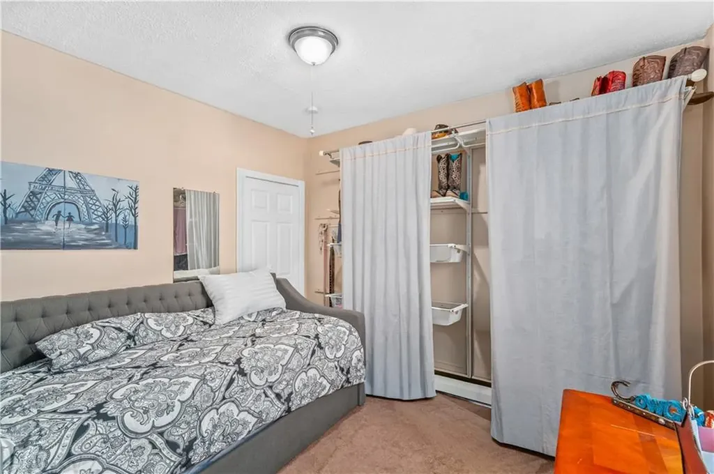 19 Charpentier Avenue Pawtucket RI 02861