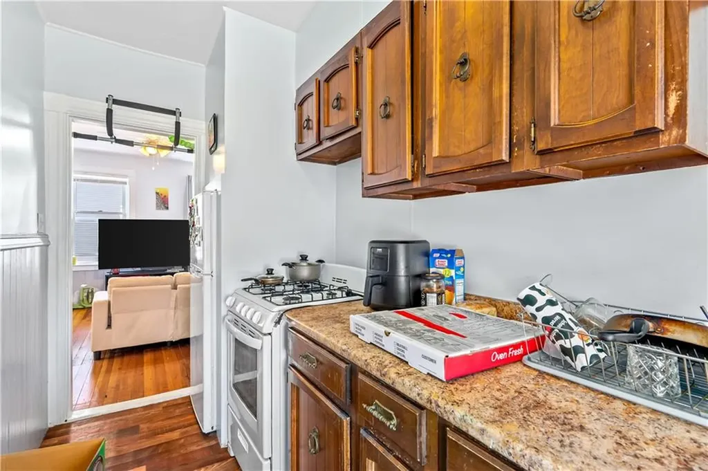 19 Charpentier Avenue Pawtucket RI 02861