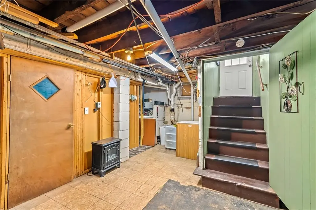 19 Charpentier Avenue Pawtucket RI 02861