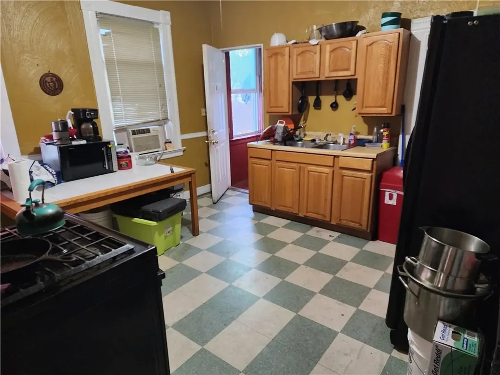 132 Putnam Street Providence RI 02909