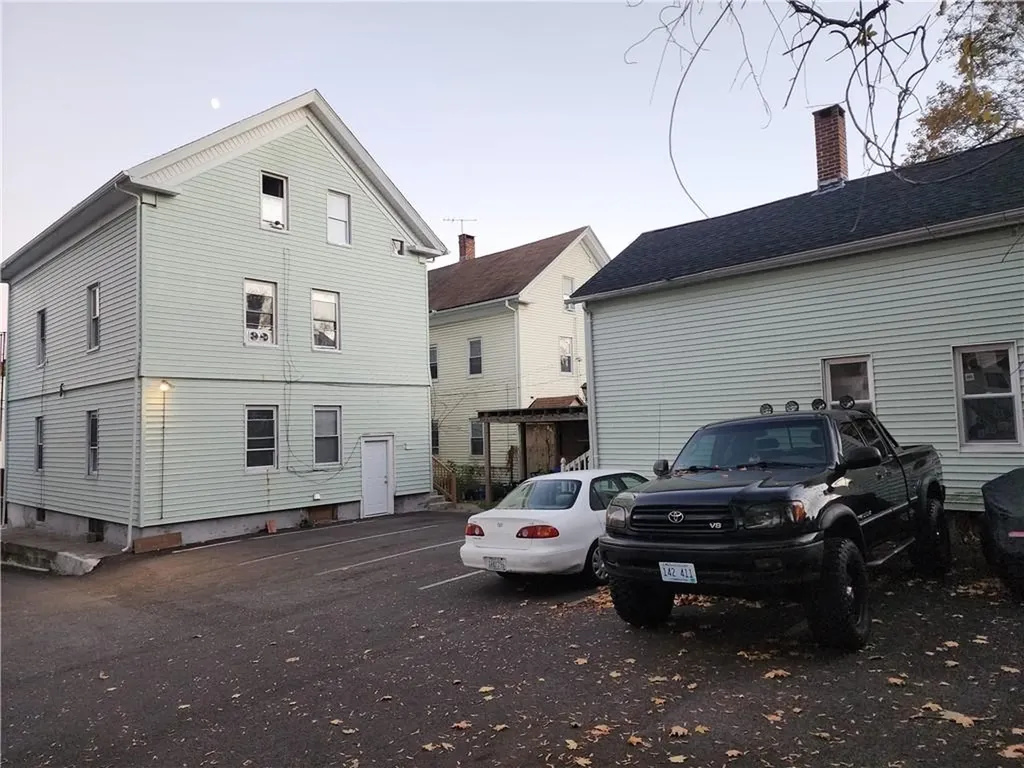 132 Putnam Street Providence RI 02909