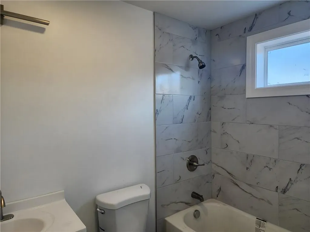 47 Rill Street Providence RI 02909