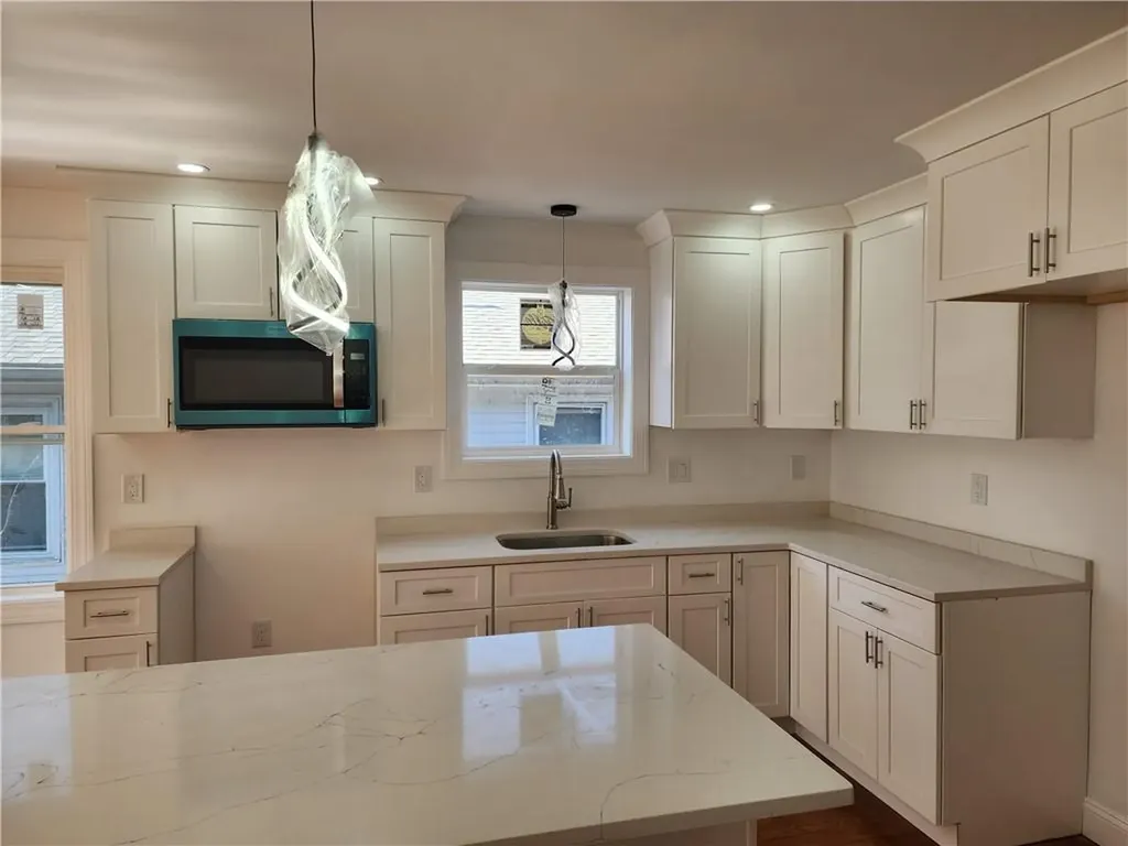 47 Rill Street Providence RI 02909