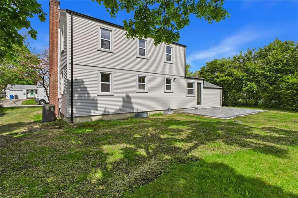 28 Eden Crest Drive Cranston RI 02920