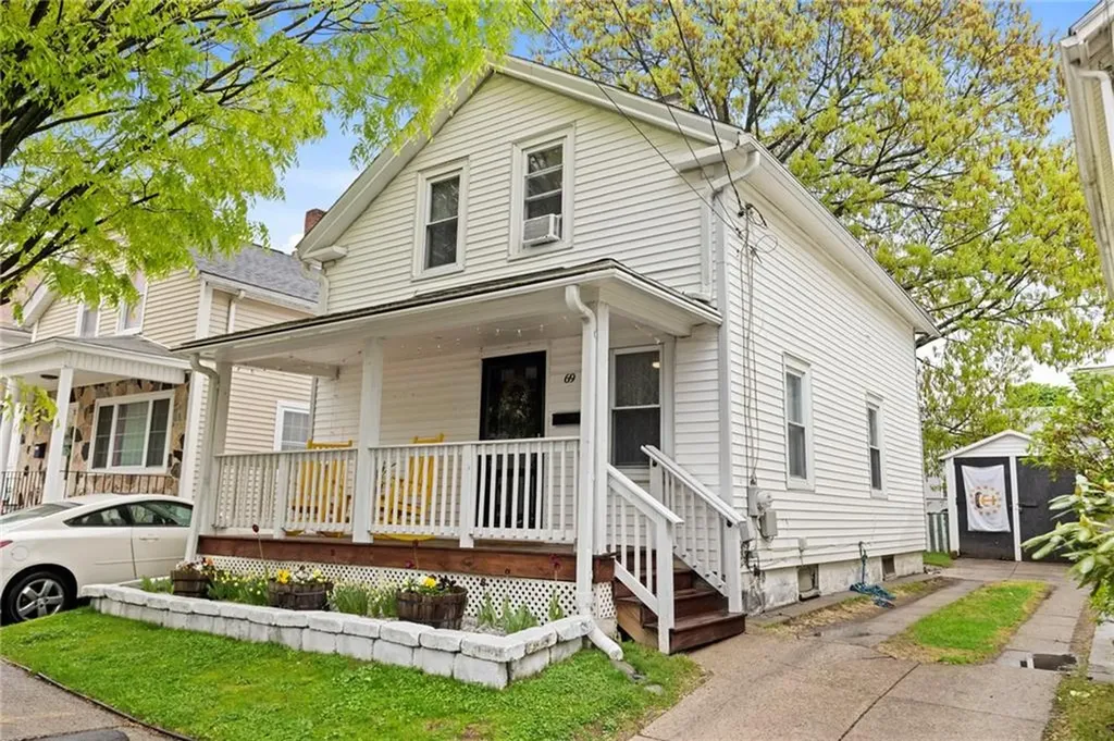 69 Vine Street East Providence RI 02914