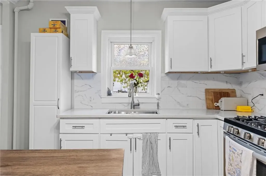 69 Vine Street East Providence RI 02914