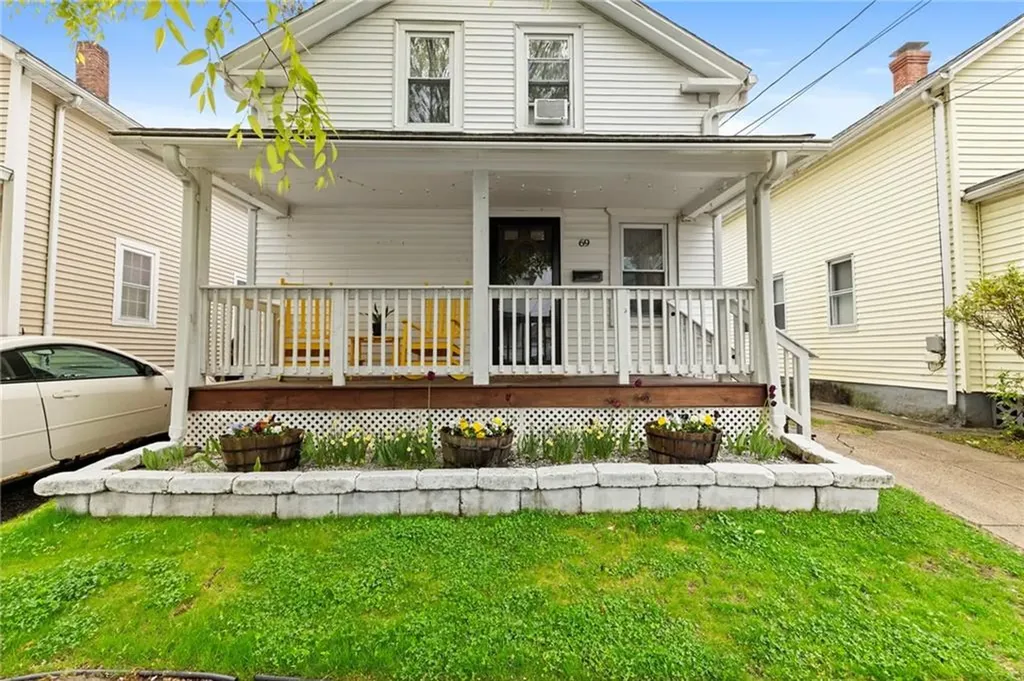 69 Vine Street East Providence RI 02914
