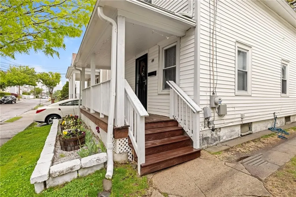 69 Vine Street East Providence RI 02914