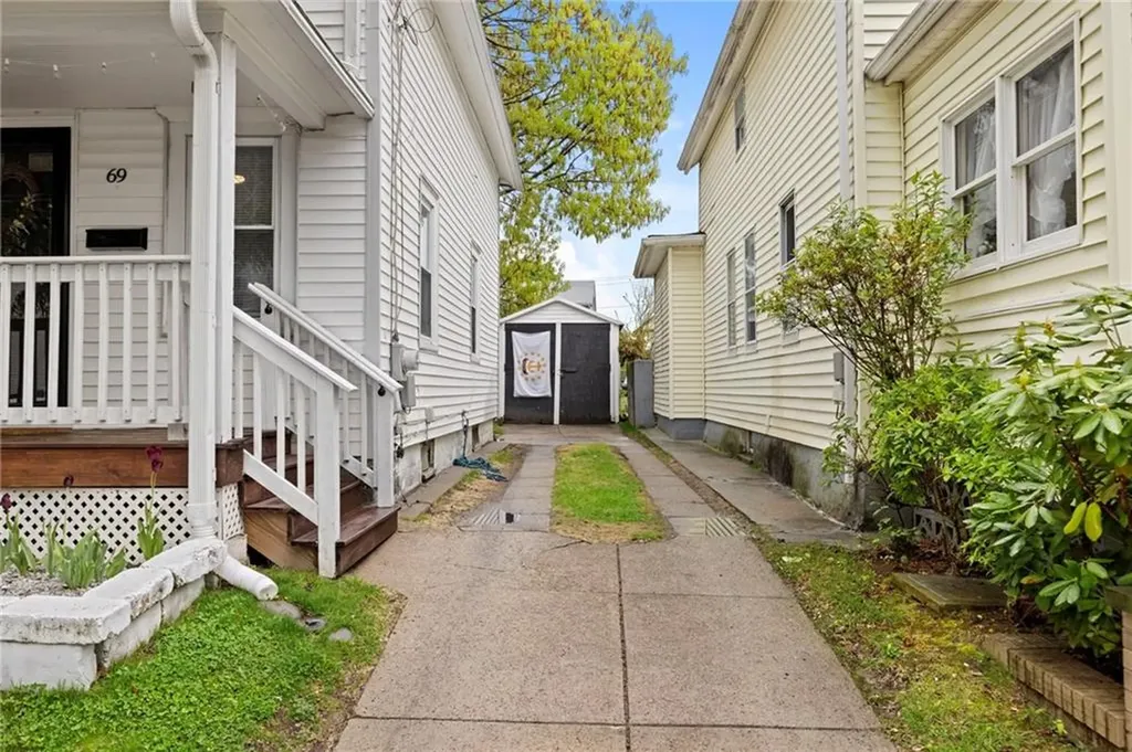 69 Vine Street East Providence RI 02914