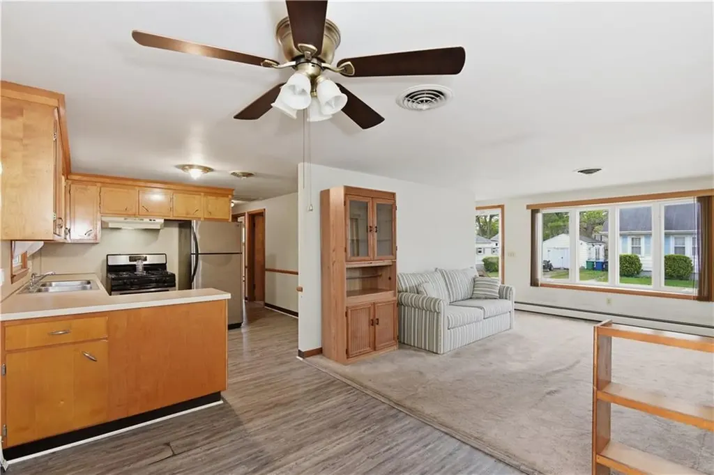 121 Fern Street Warwick RI 02889
