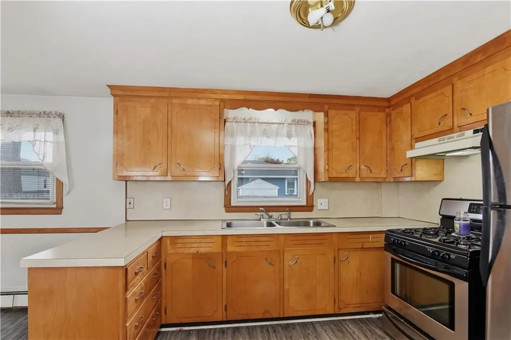 121 Fern Street Warwick RI 02889
