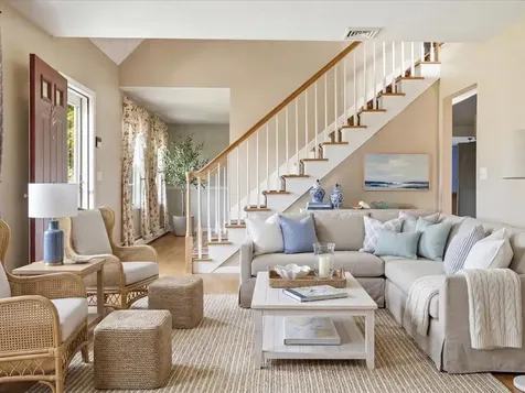 316 Waseca Avenue Barrington RI 02806