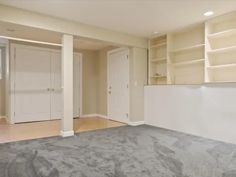 316 Waseca Avenue Barrington RI 02806