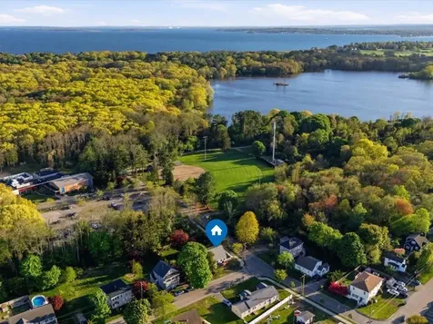 316 Waseca Avenue Barrington RI 02806