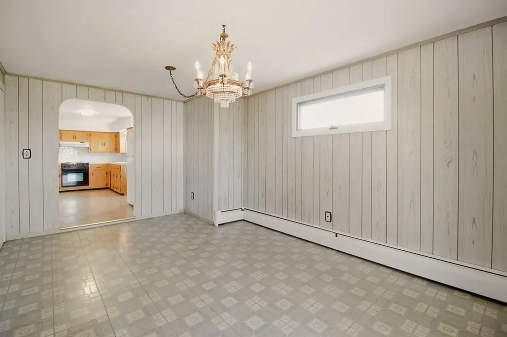55 Mixter Street Middletown RI 02842