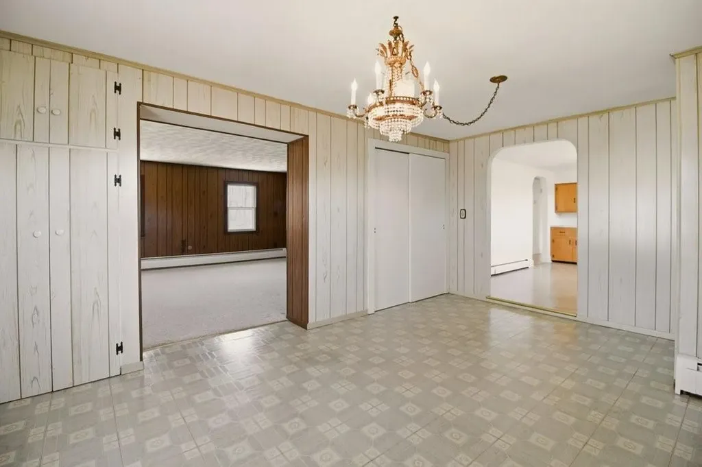 55 Mixter Street Middletown RI 02842