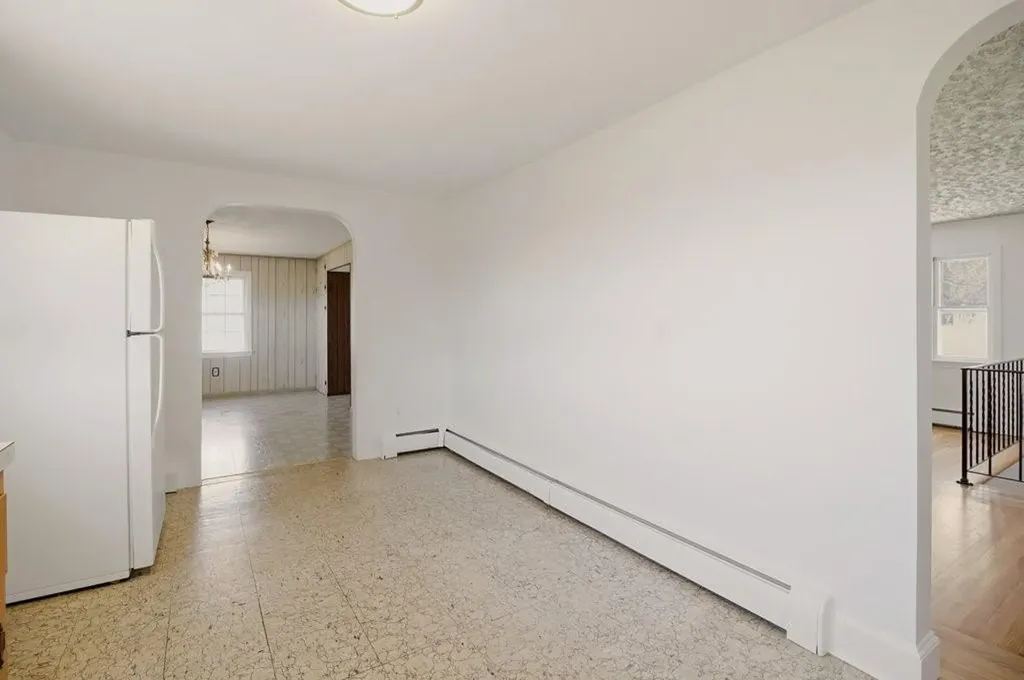 55 Mixter Street Middletown RI 02842
