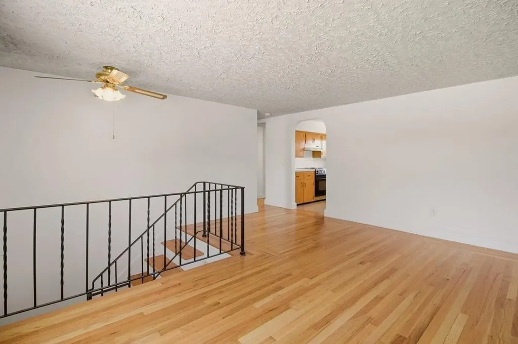 55 Mixter Street Middletown RI 02842